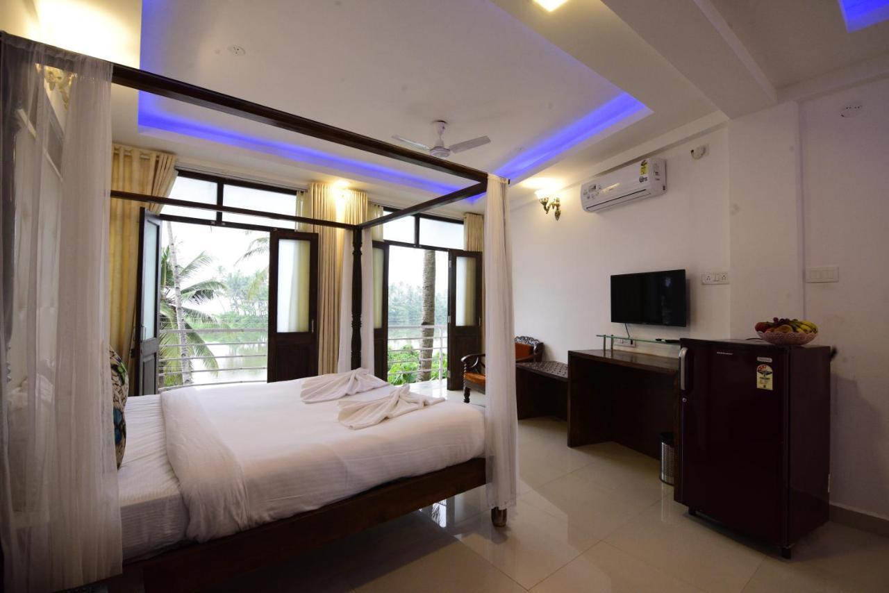 Amor By The Walk Stayss Morjim Exterior photo